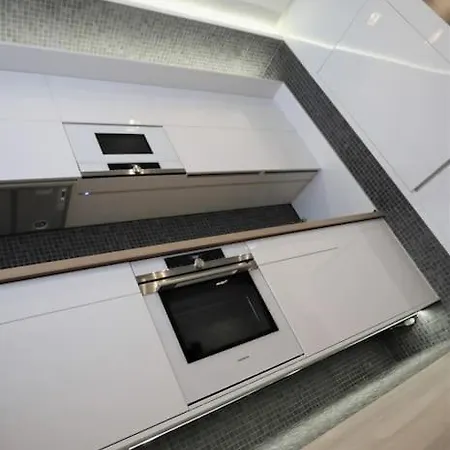 Gateway + Self Check-in Riga